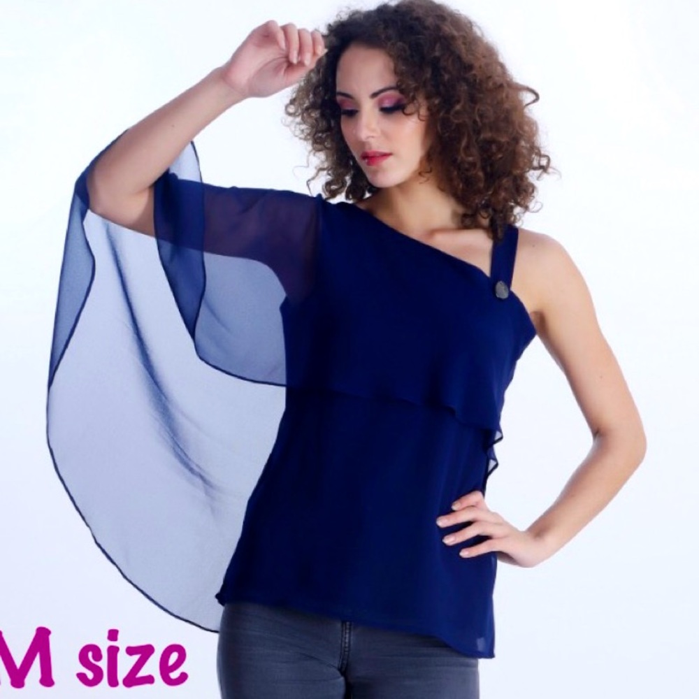 Top off shoulder with A cute metal bow